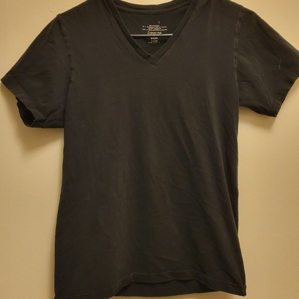 Men's Black Casual V-Neck Shirt-Small